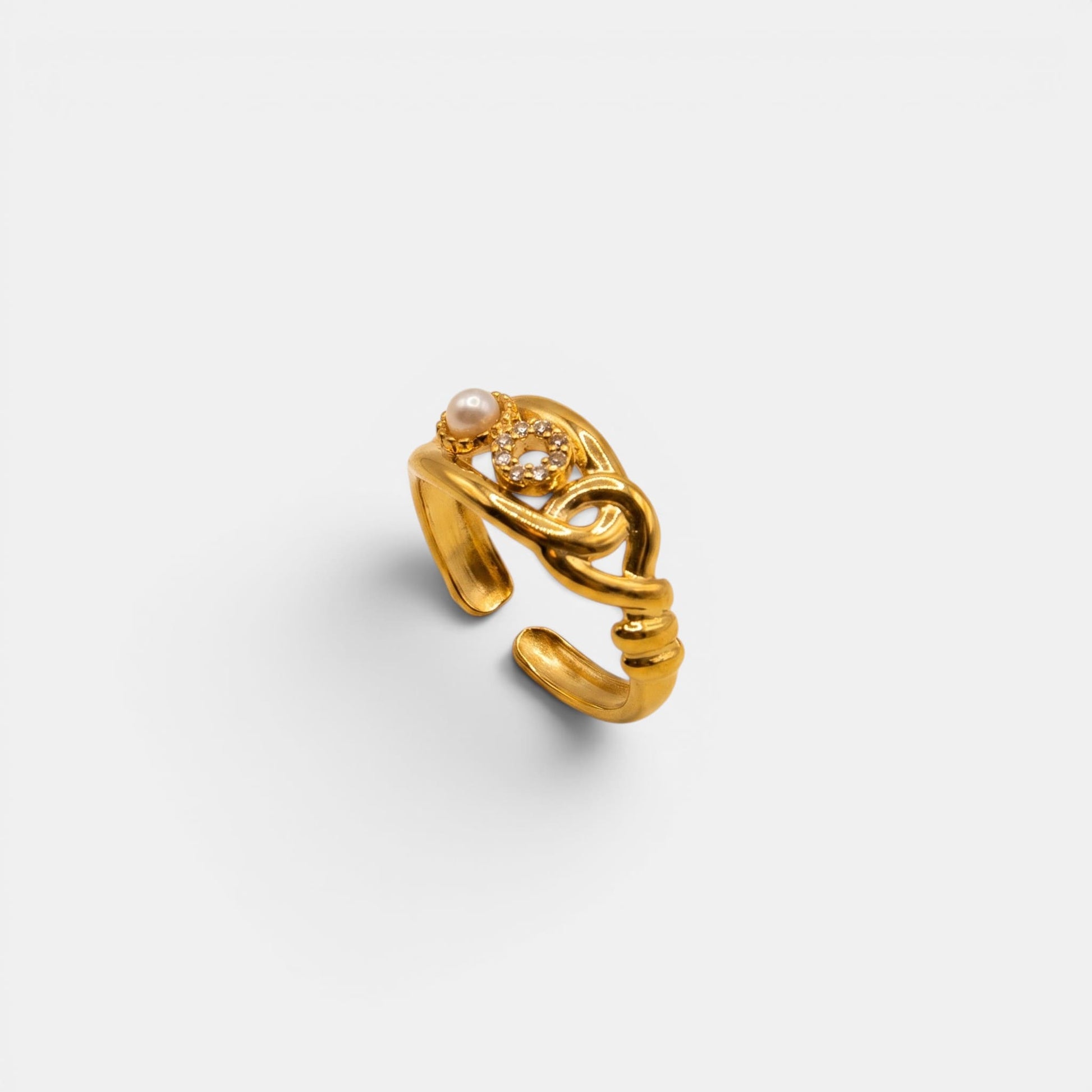Edler Maris Ring aus Gold mit einem Gliederband und drei eingefassten, runden Schmucksteinen.